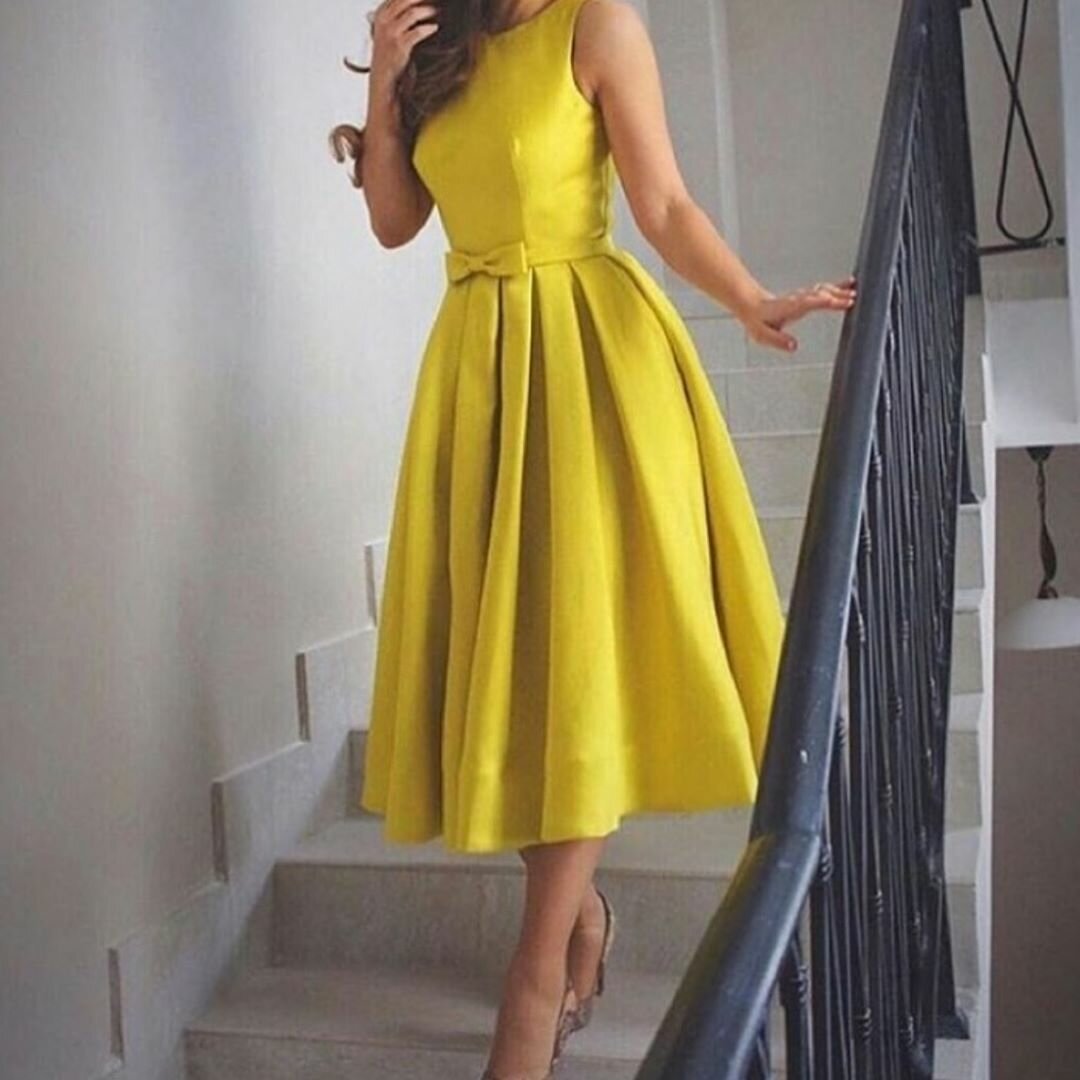 Платье с юбкой-солнце