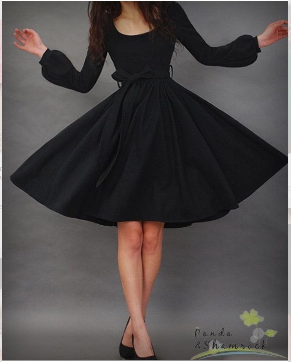 Платье с юбкой-солнце