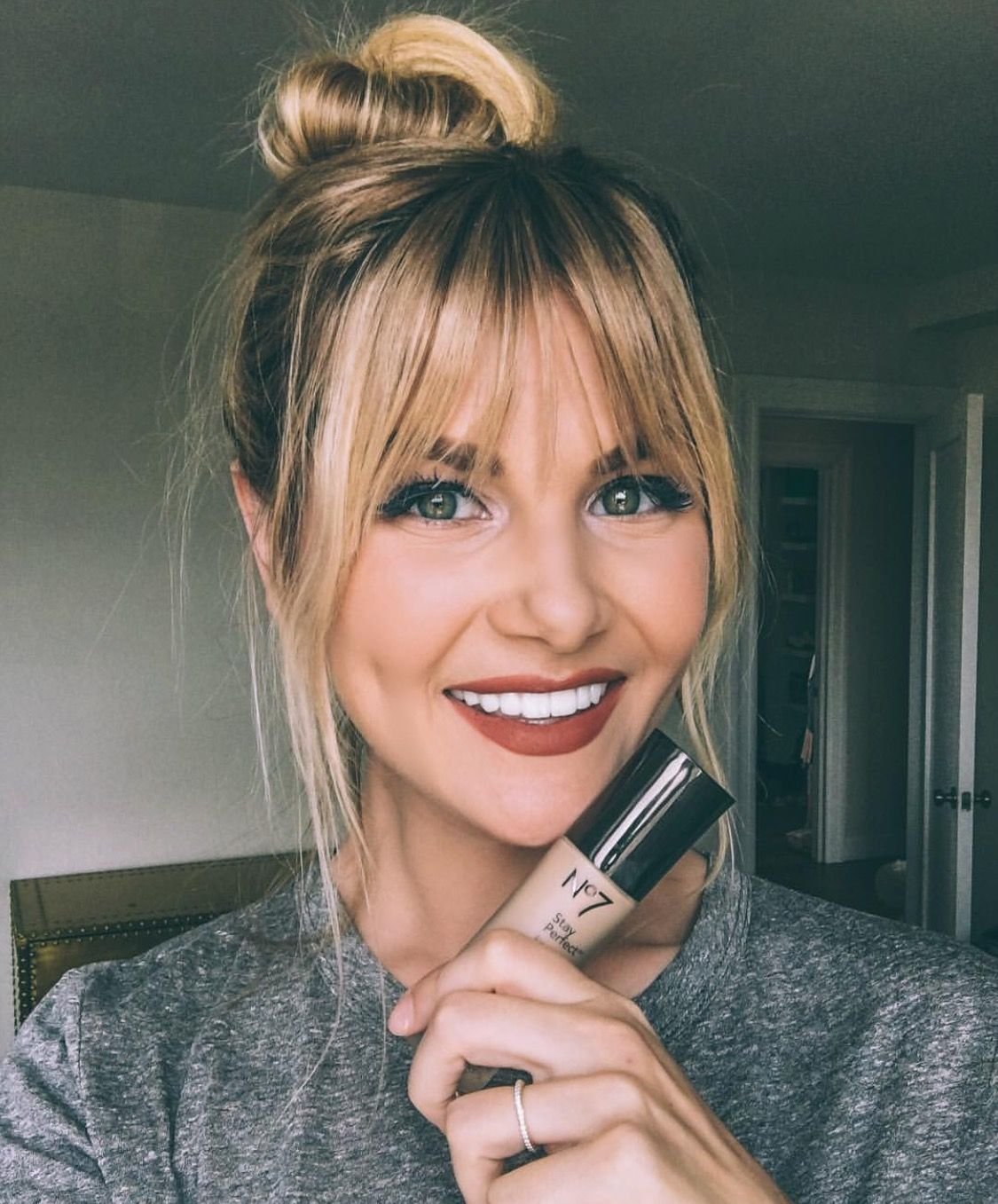 Редкая челка