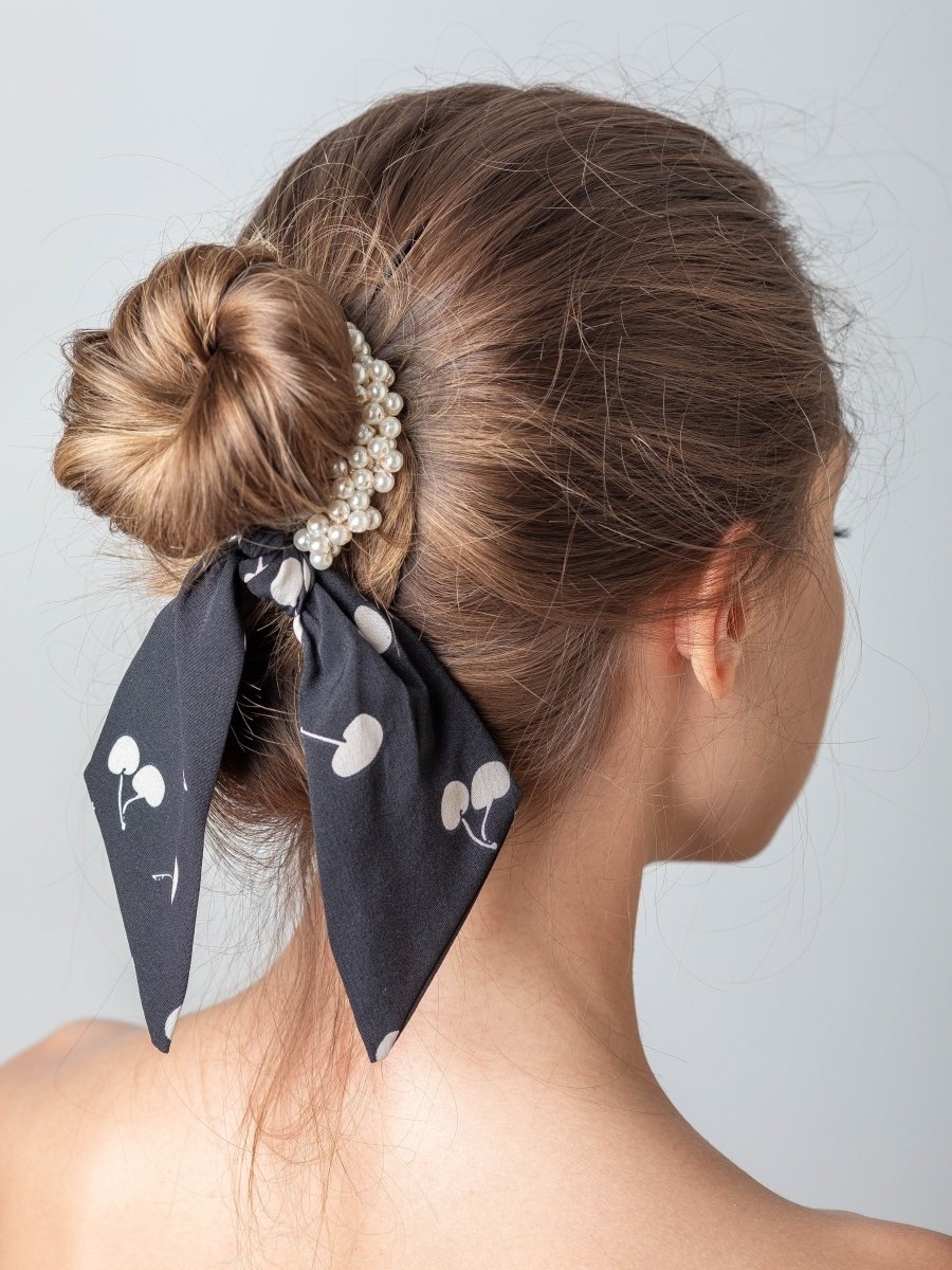 Прически с резинками для волос