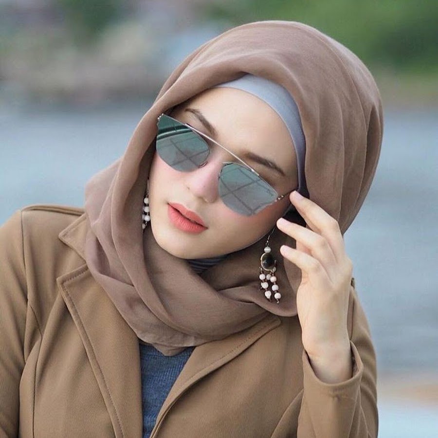 Мусульманка в зеленом платке