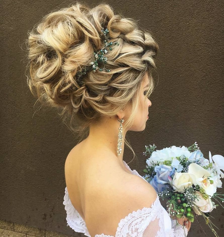 Прически Свадебные собранный