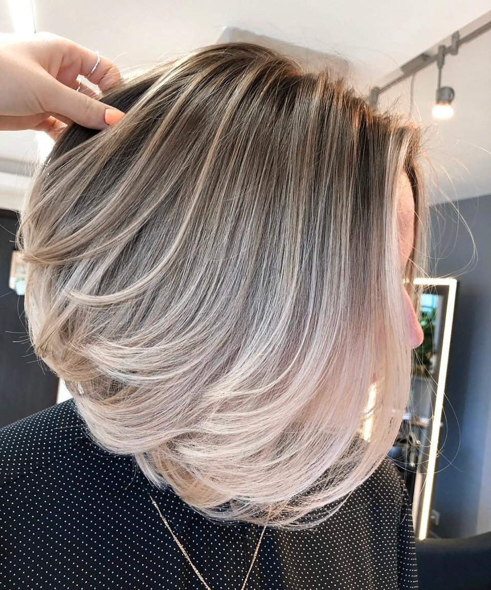 Шатуш пепельный на Боб-каре