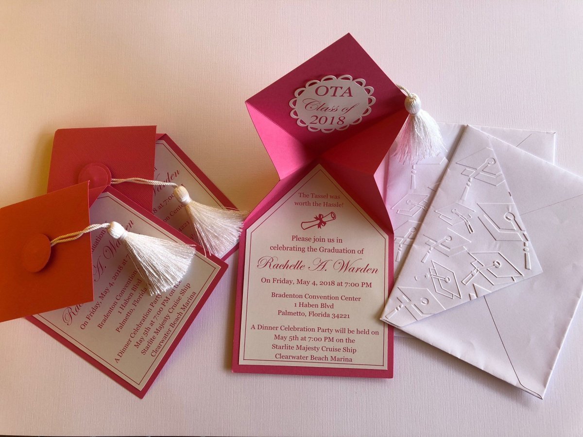 Оригинальные приглашения на выпускной