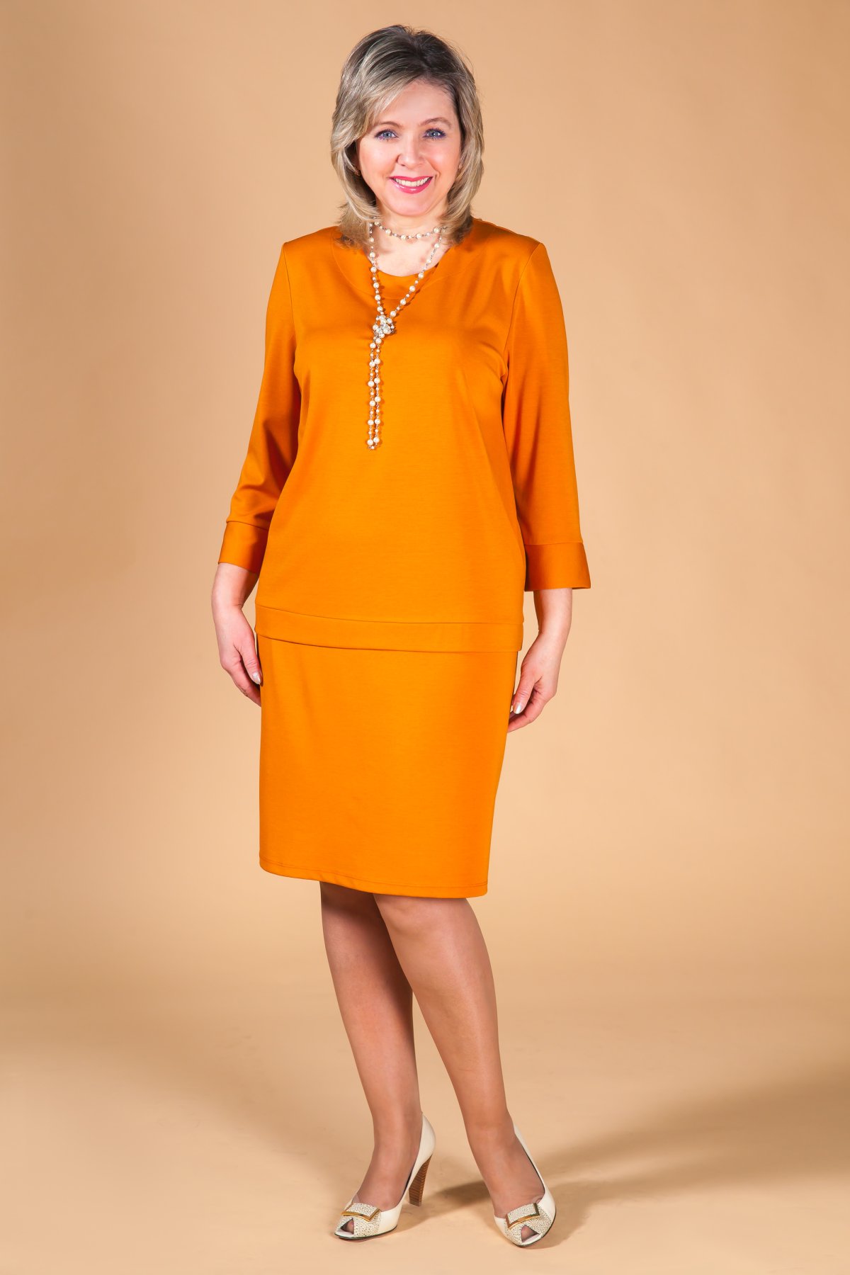 Прямые трикотажные платья