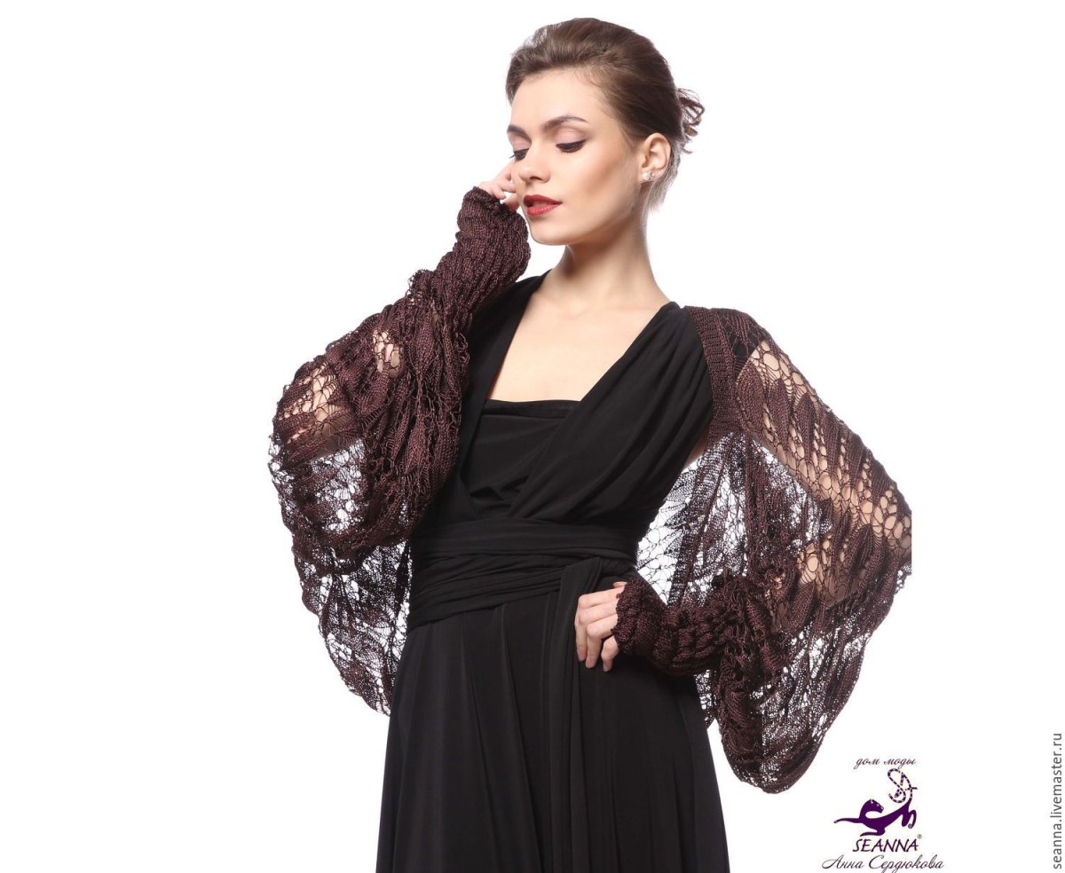 Накидка из шелка на платье