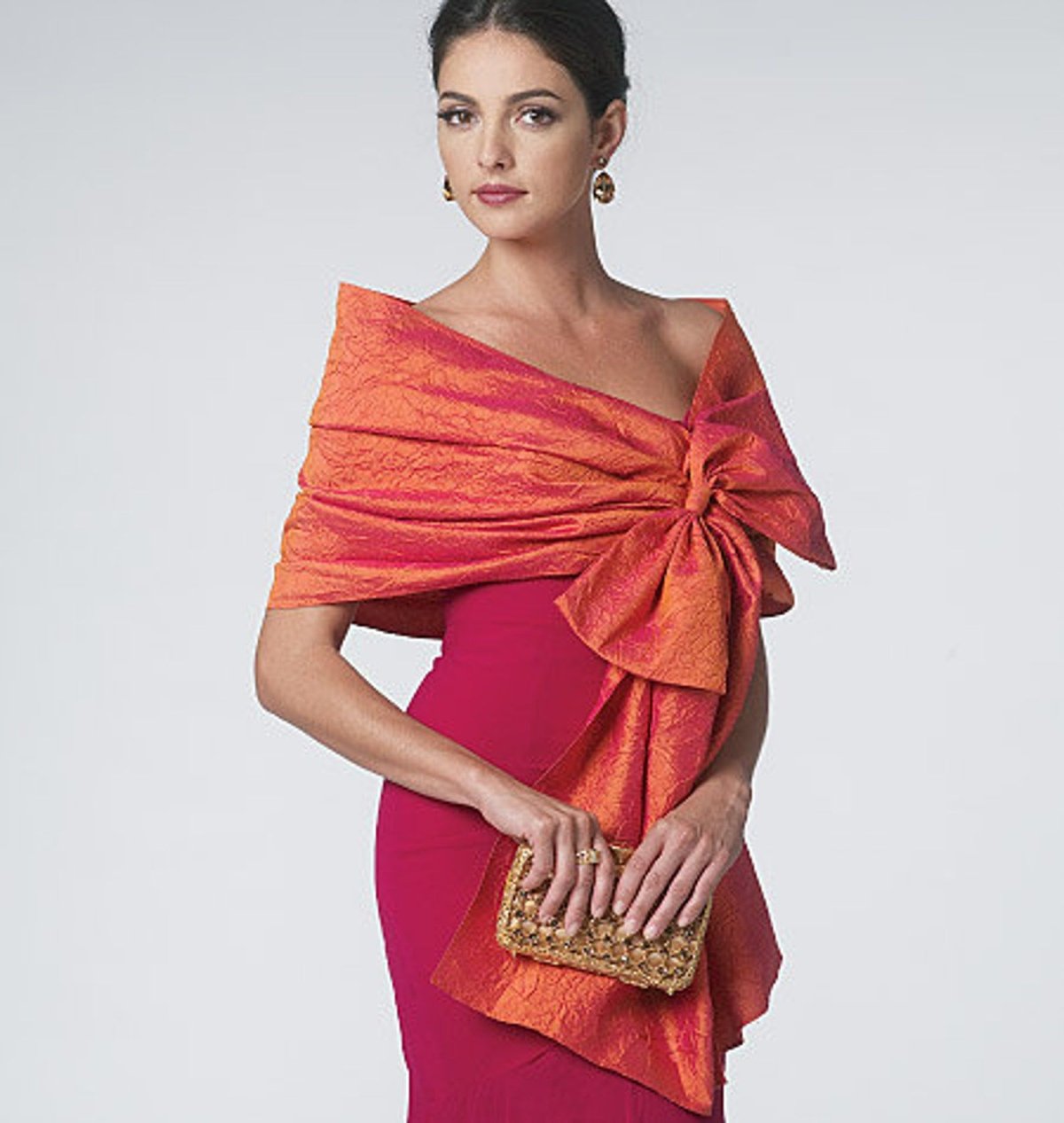 Палантин с платьем