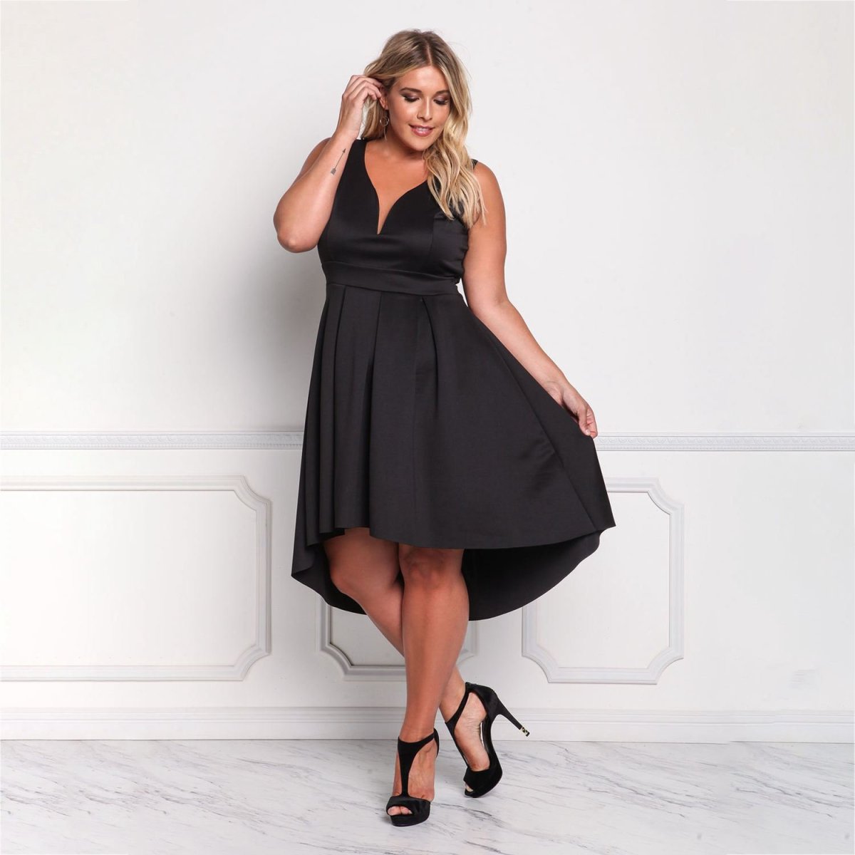 Платье миди плюс сайз