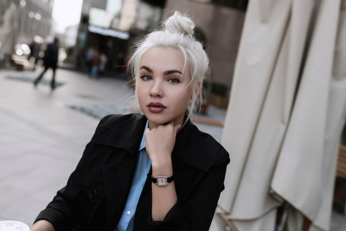 Актрисы с белыми волосами