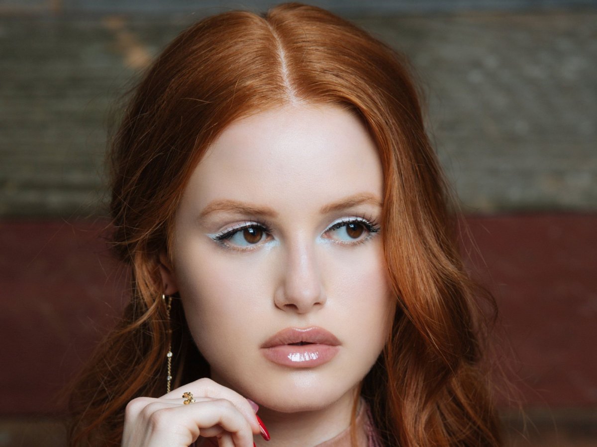 Рыжая актриса в сериале американская снималась