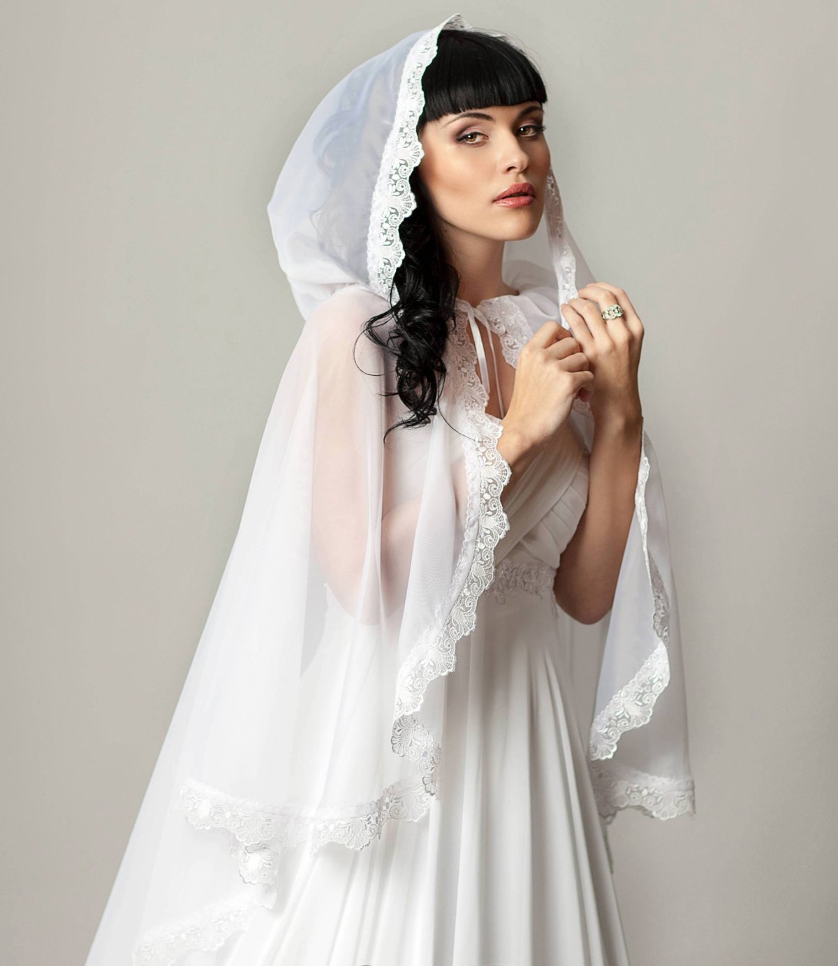 Накидка для венчания с капюшоном