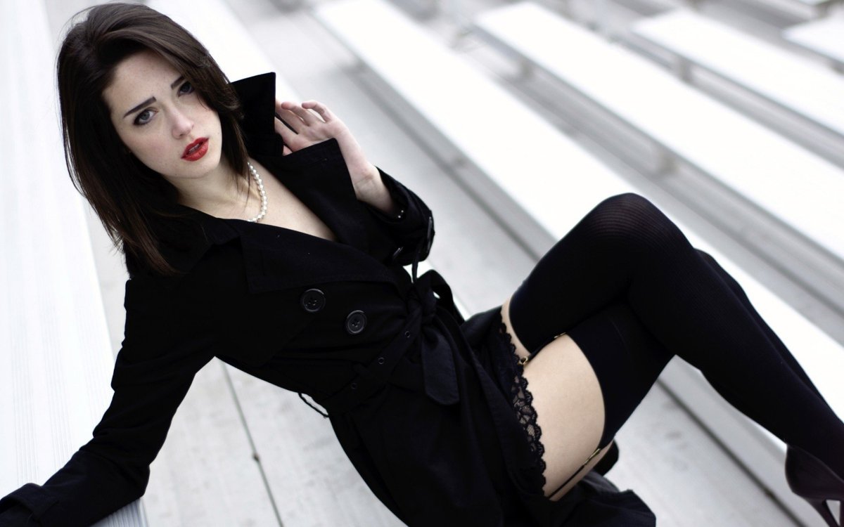 Луиза Блэк модель