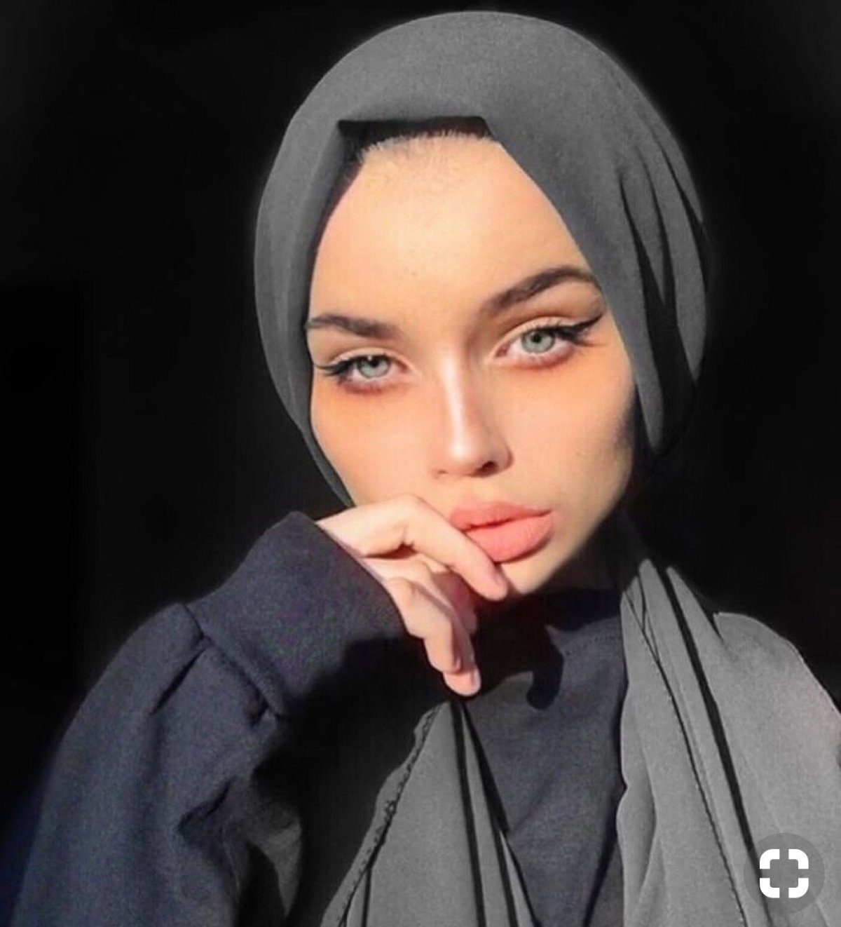 Изабелла Агафонова