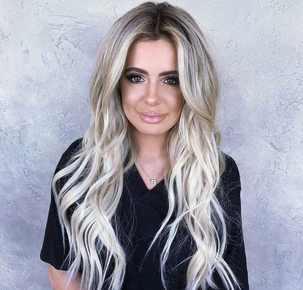 Балаяж с темными корнями