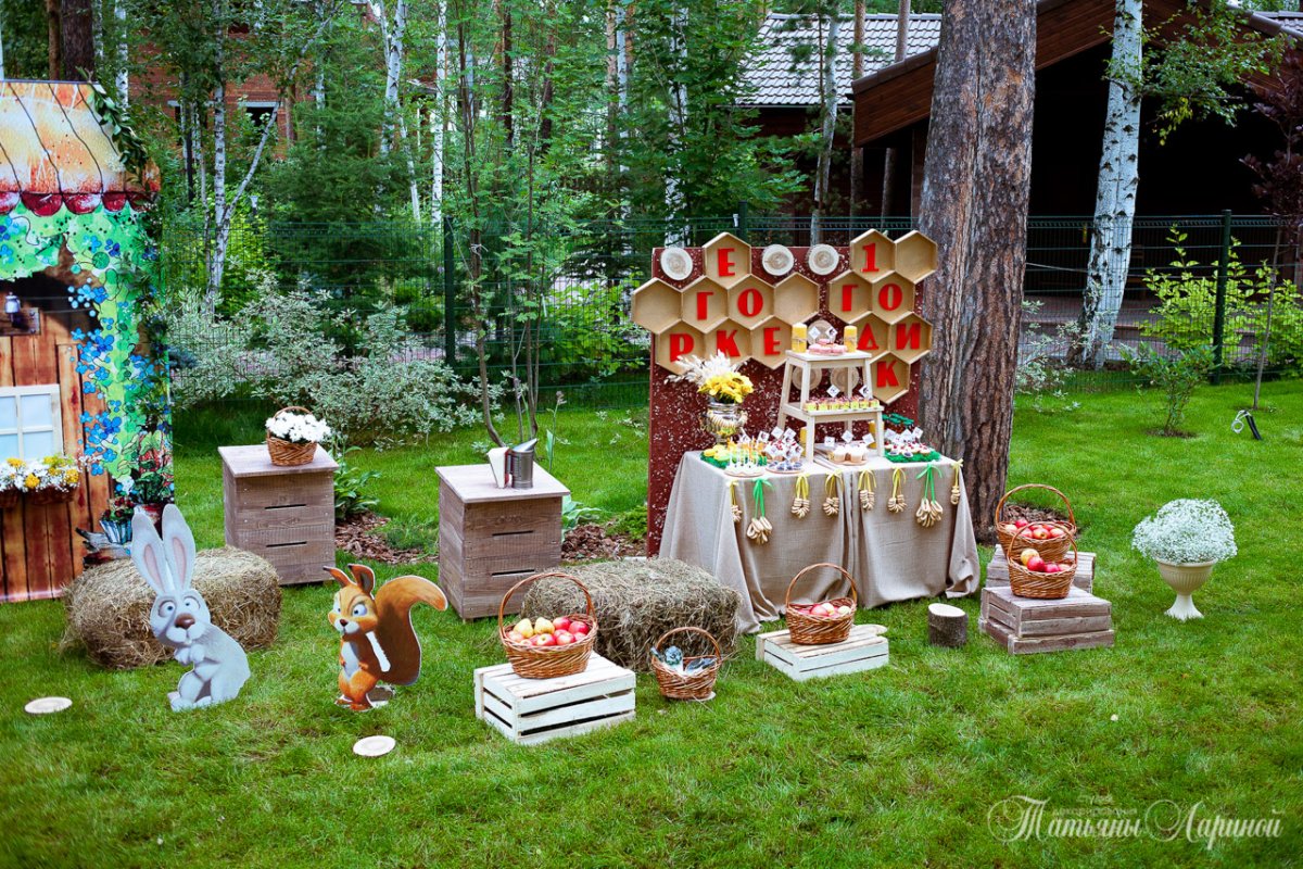 Украшение на праздник на даче