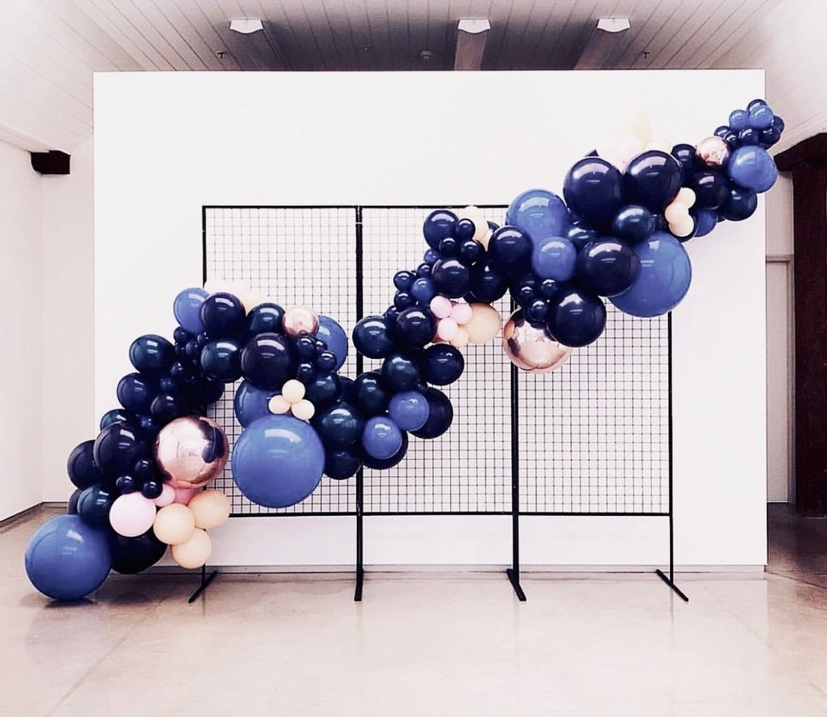 Инсталляция из шаров