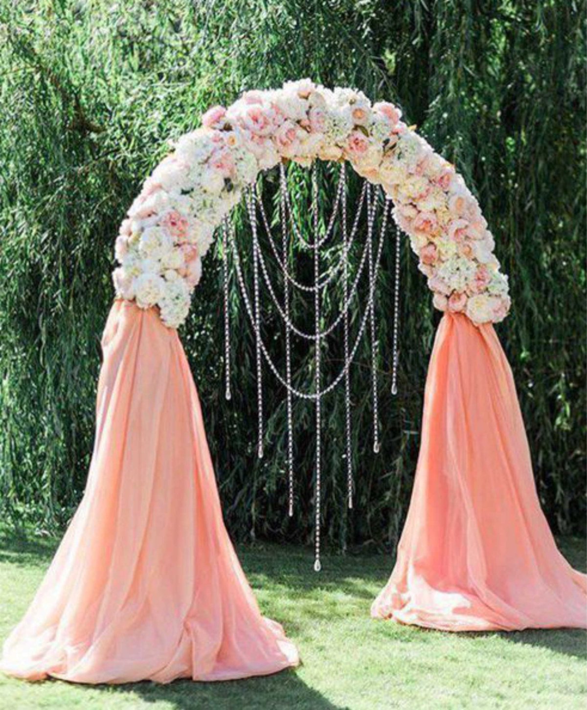 Украшение свадебной арки