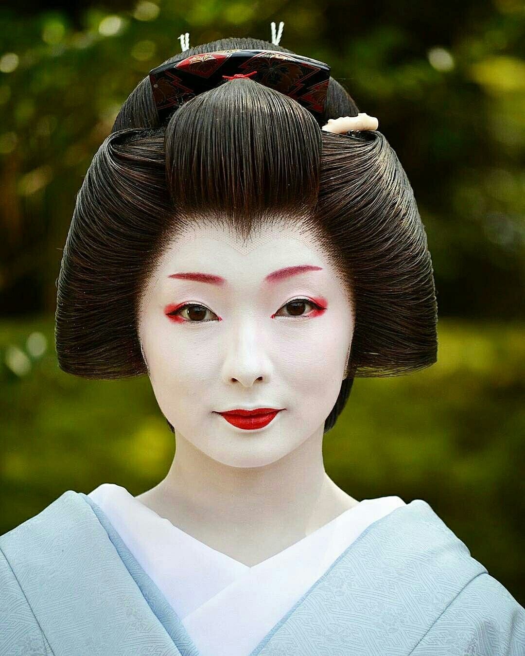 Гейши в Японии макияж