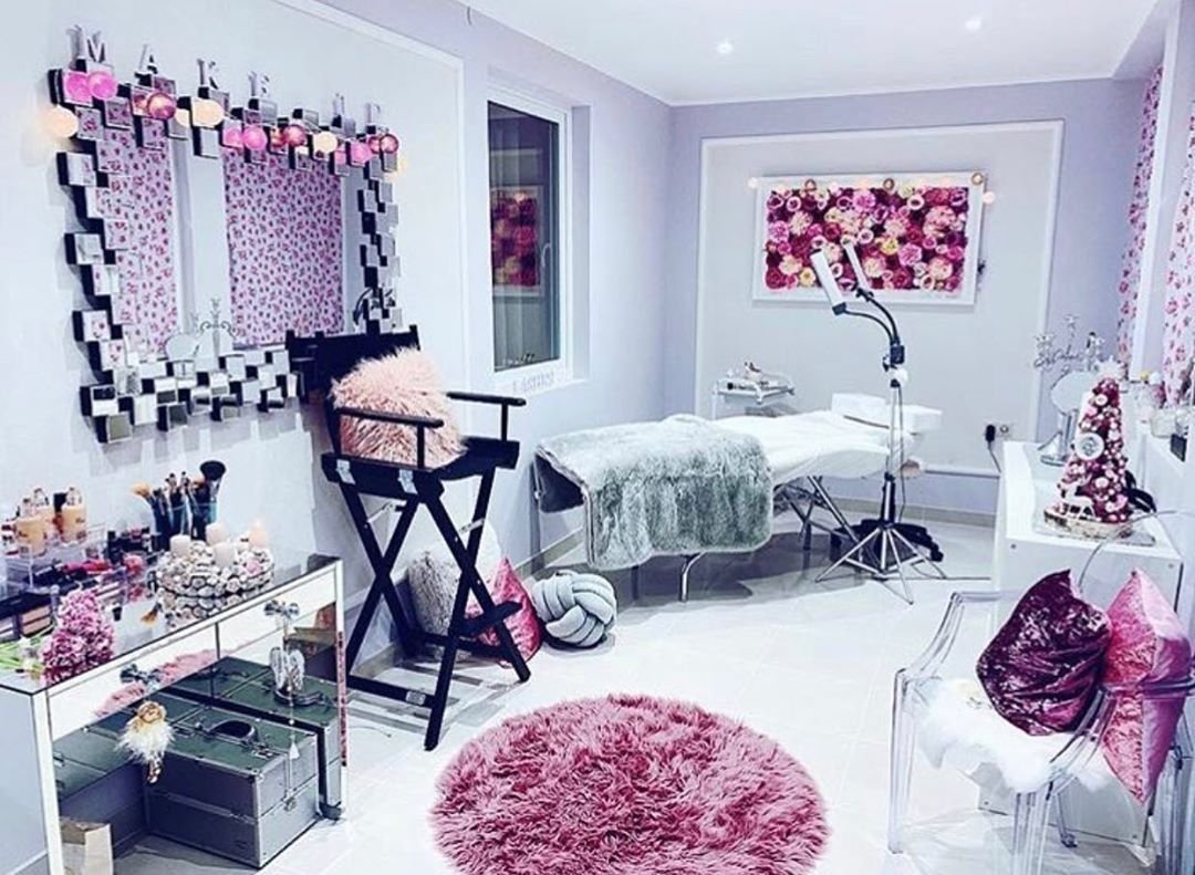 Декор для студии наращивания ресниц