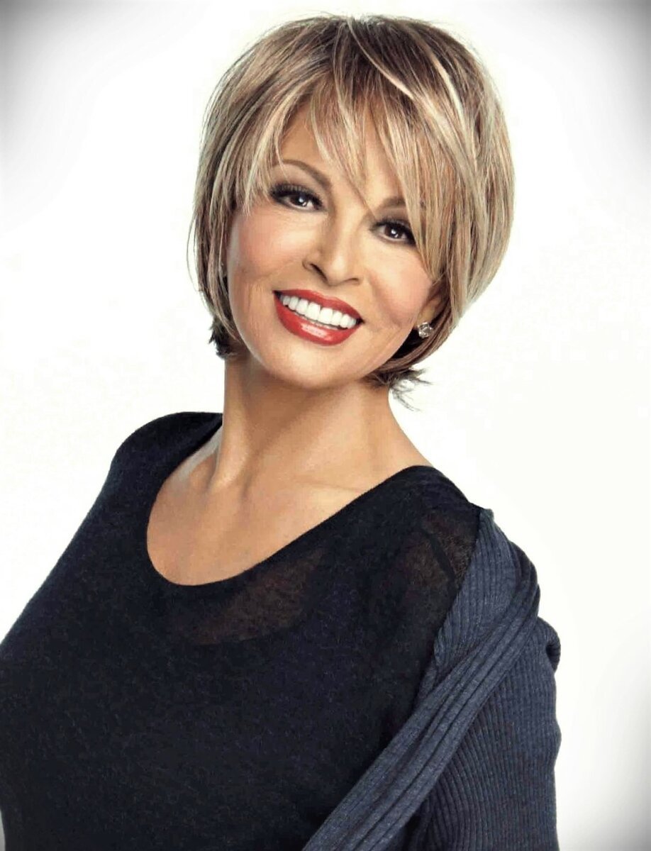 Стрижка Боб-каре на средние волосы для женщин за 40