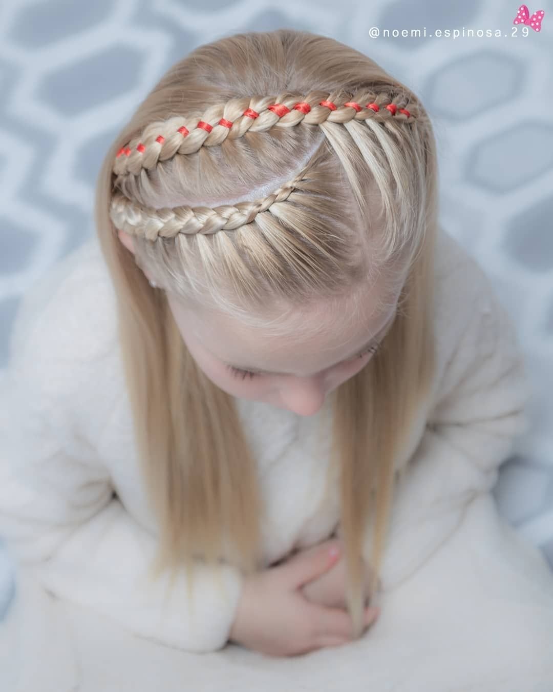 Прически для девочек с ободком и косой