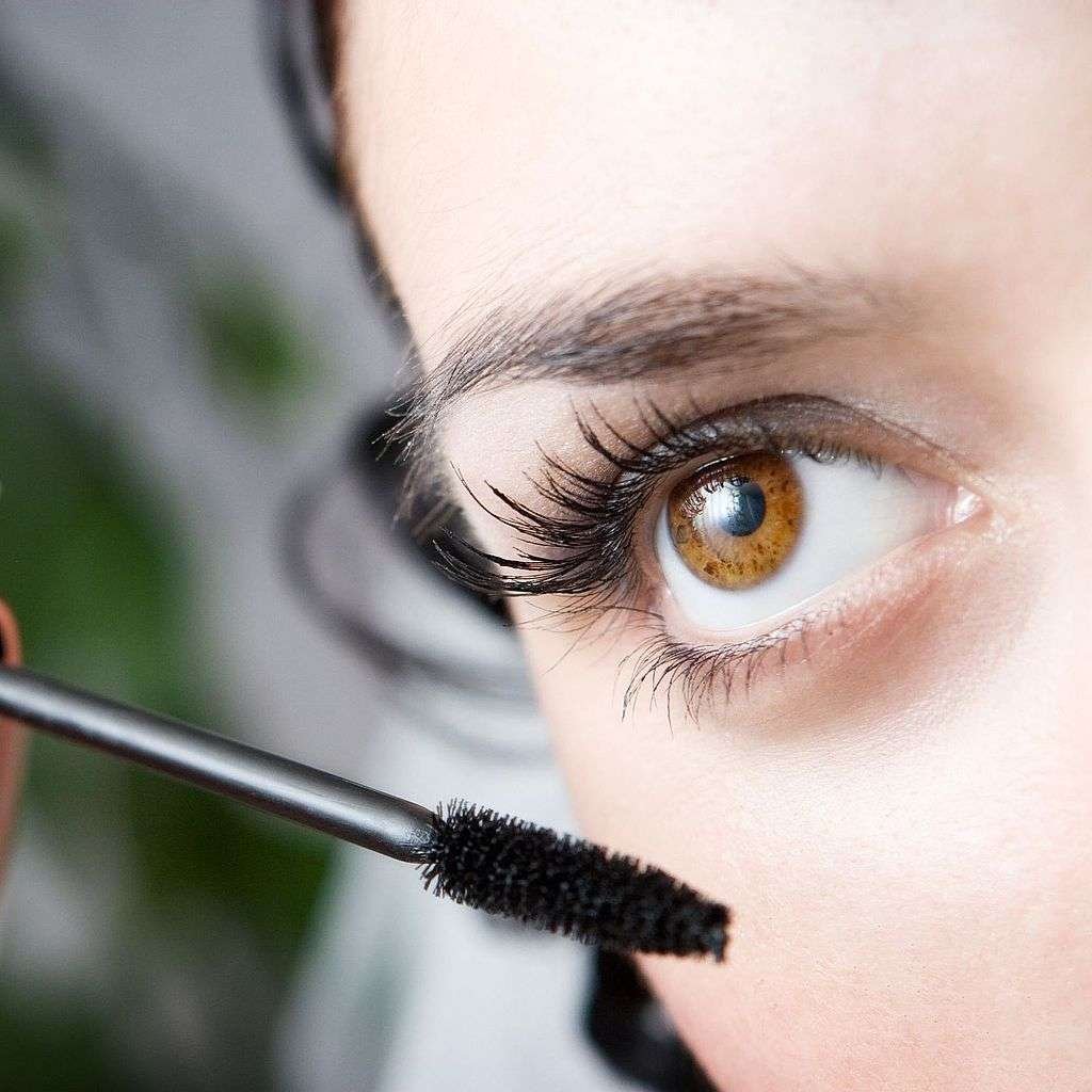 Натуральные накрашенные ресницы