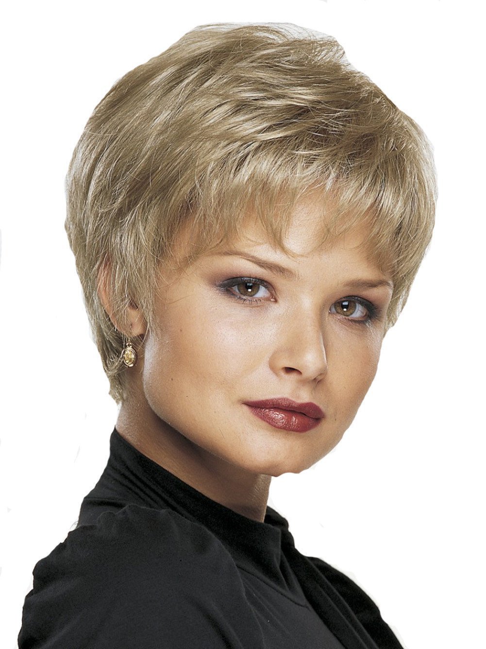 Короткие стрижки для полных