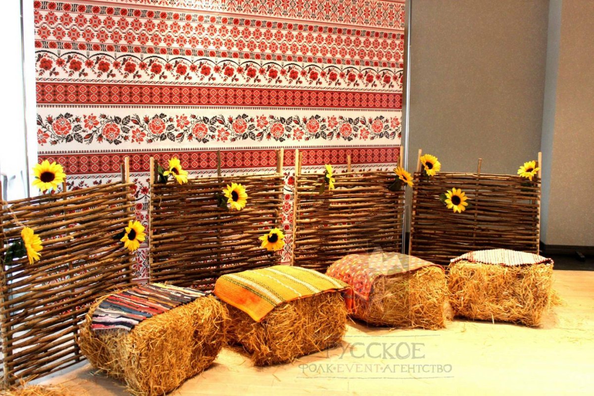 Декорации в русском народном стиле