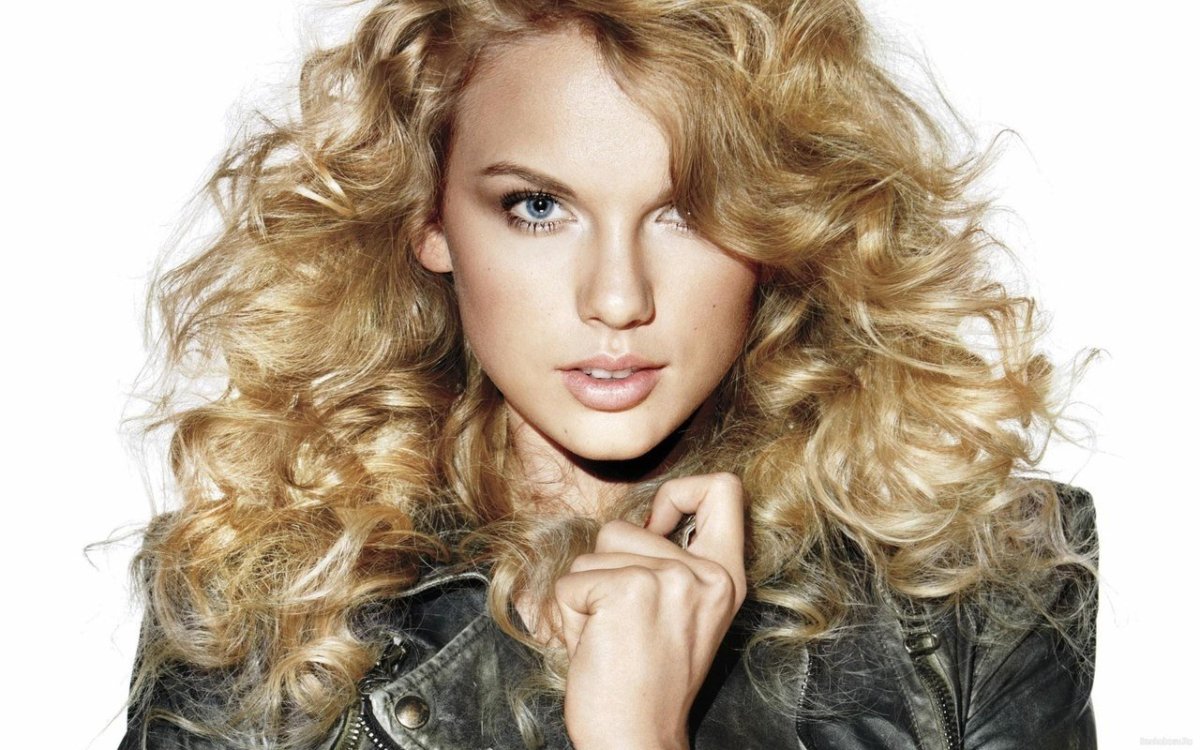 Катя Василенко кудри