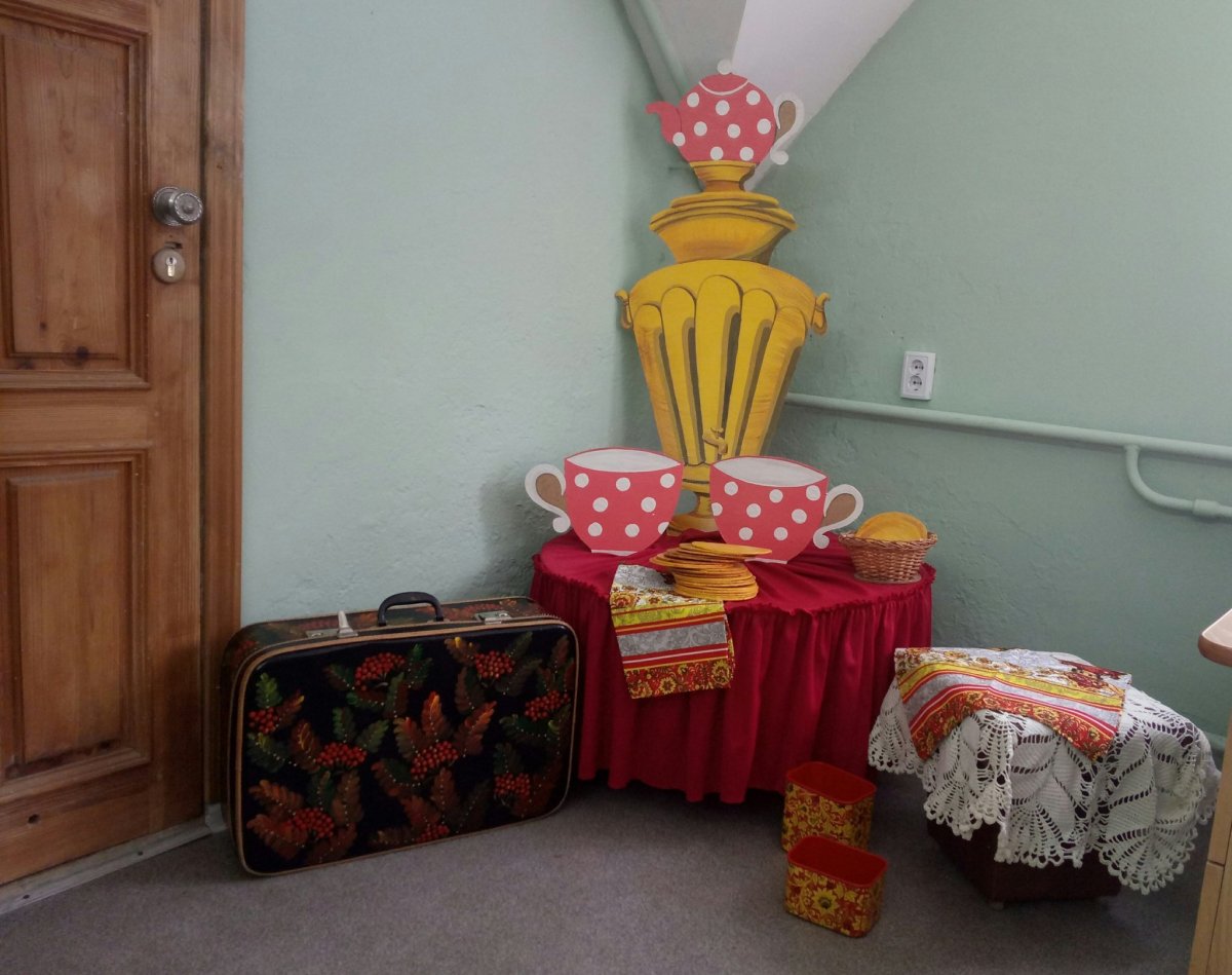 Украшение помещения на Масленицу