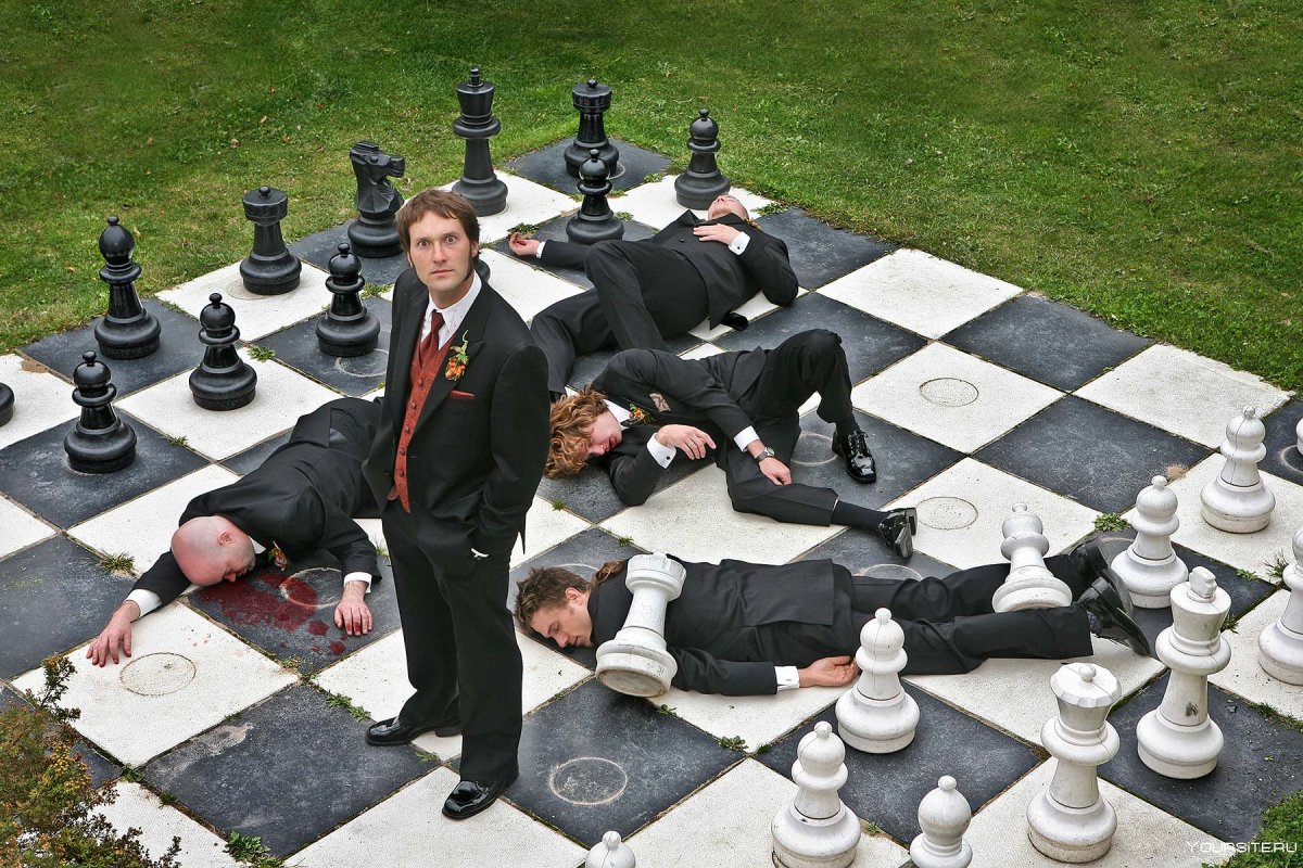 Люди на шахматной доске