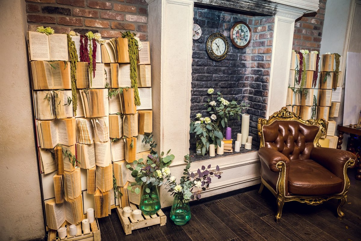 Декор для библиотеки