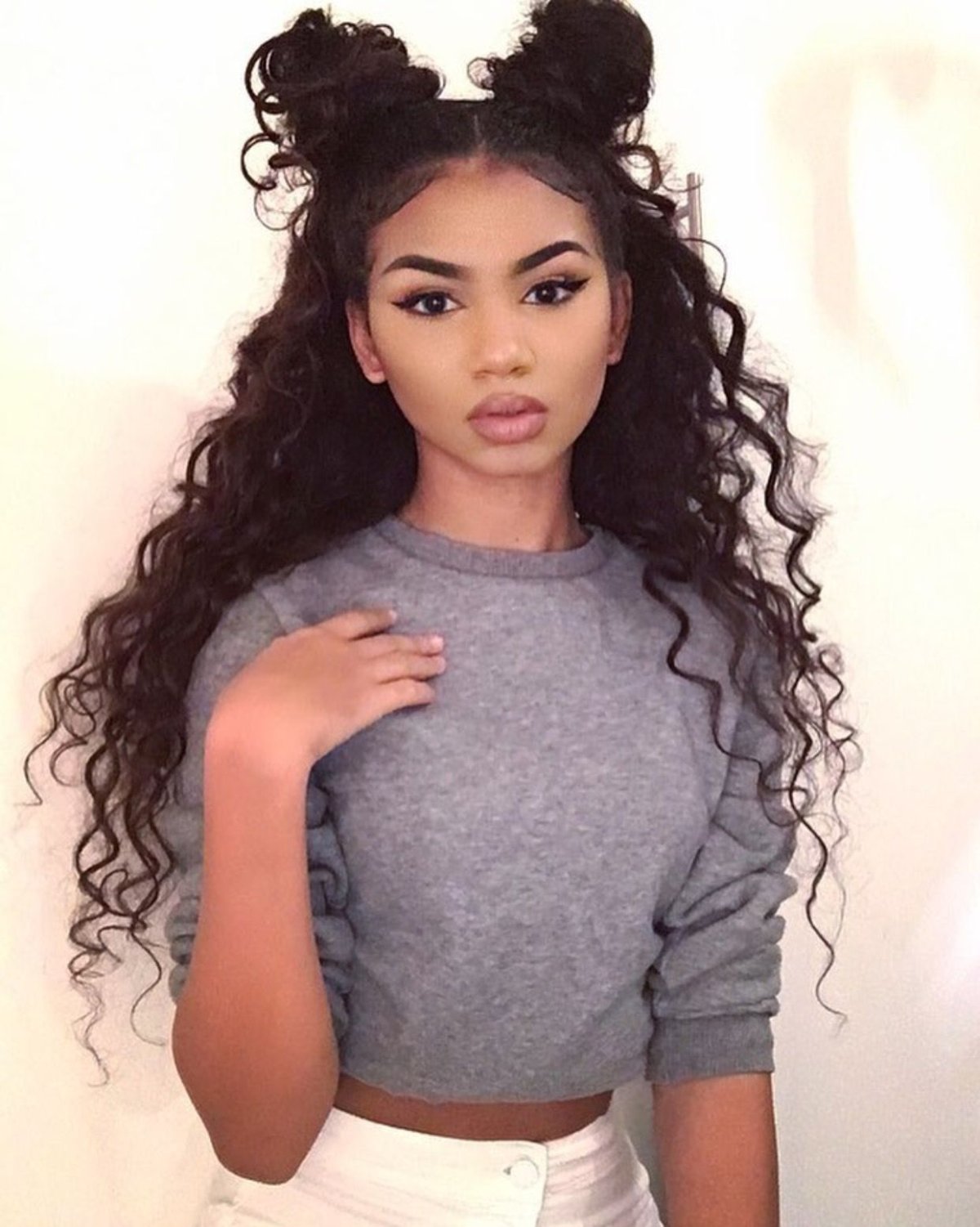 Натали Литвинова с кудрями