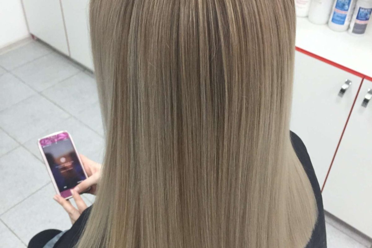 Цвет волос холодный латте