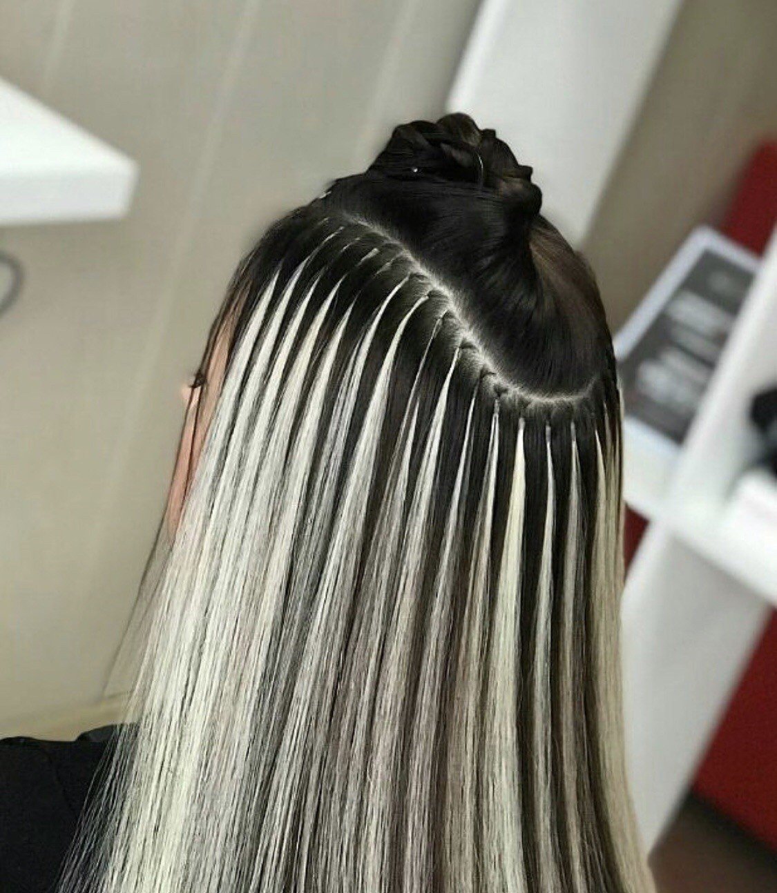 Мелирование нарощенных волос