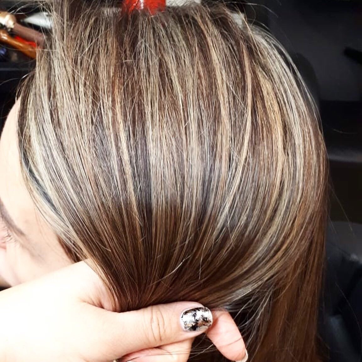 Прикорневое мелирование блонд