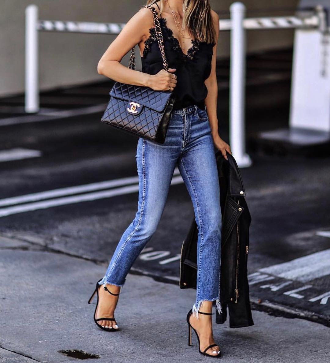 Широкие джинсы с пиджаком женские