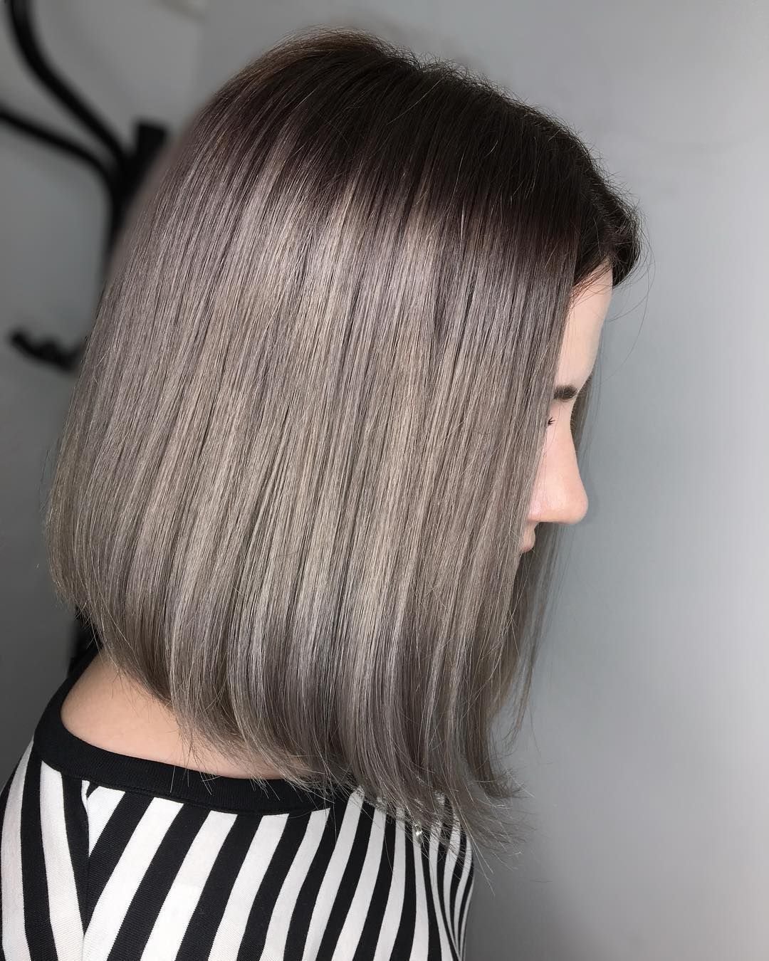 Боб каре пепельный цвет волос