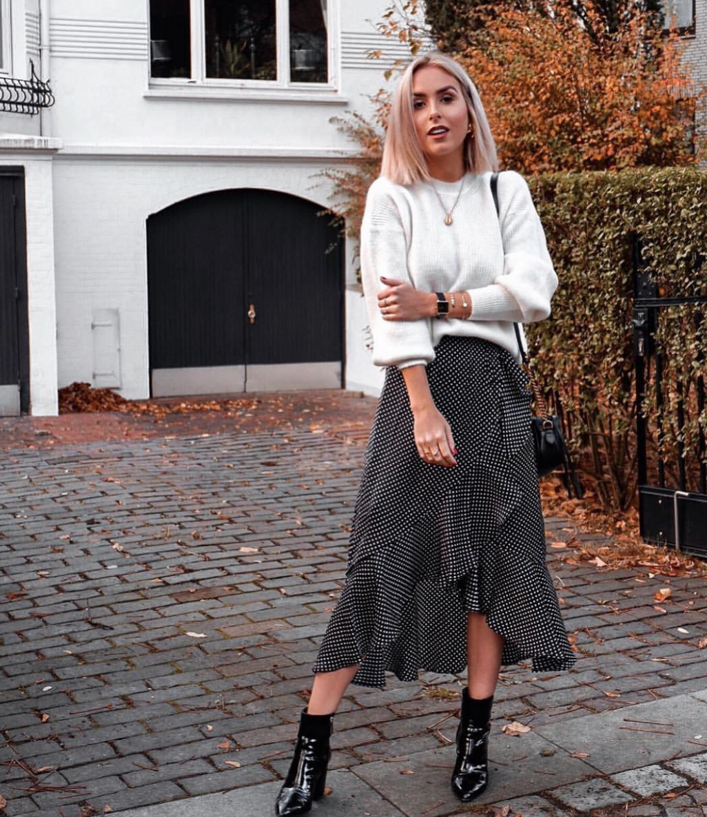 Длинная юбка с свитером