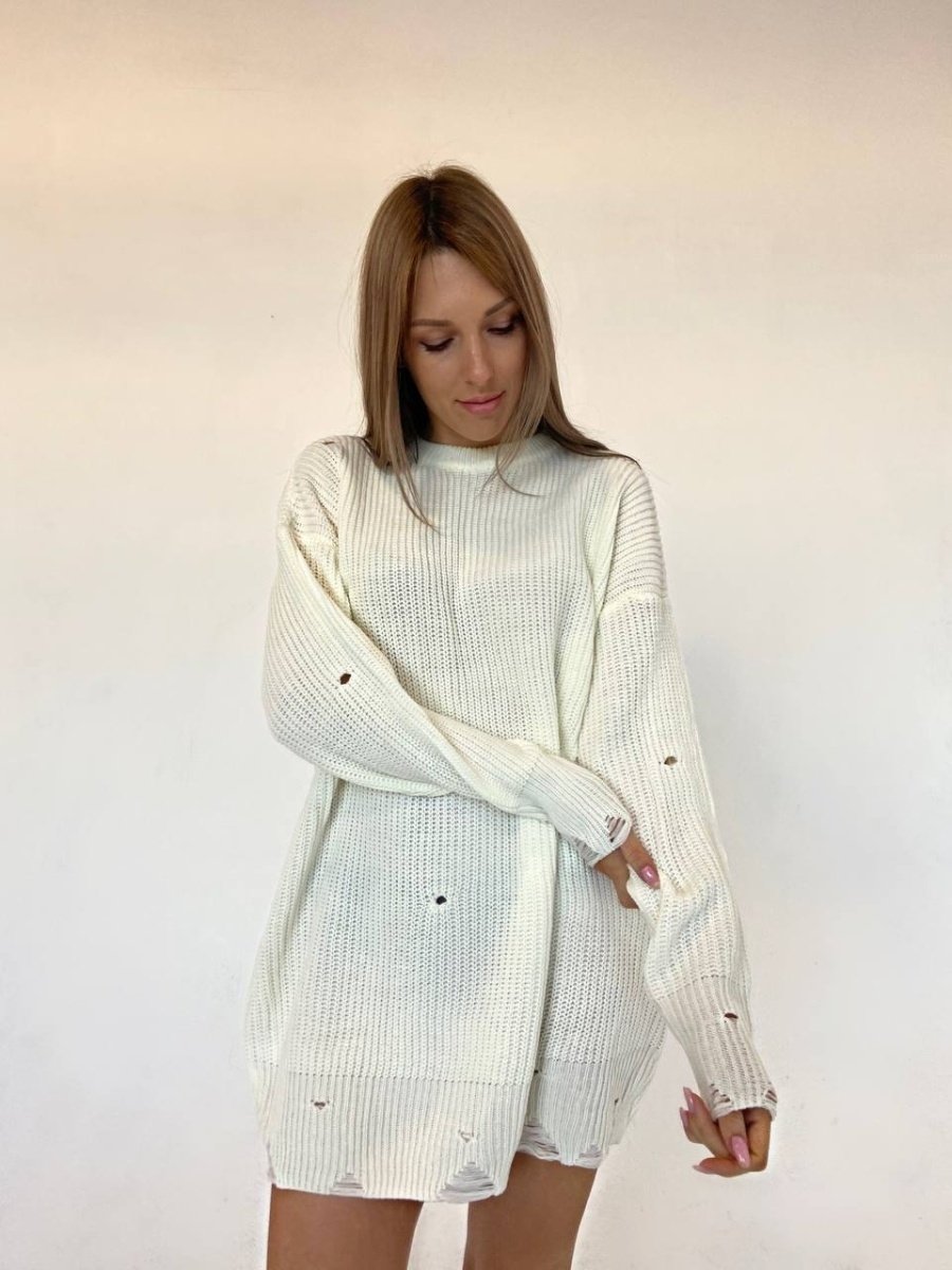 Белый свитер оверсайз женский