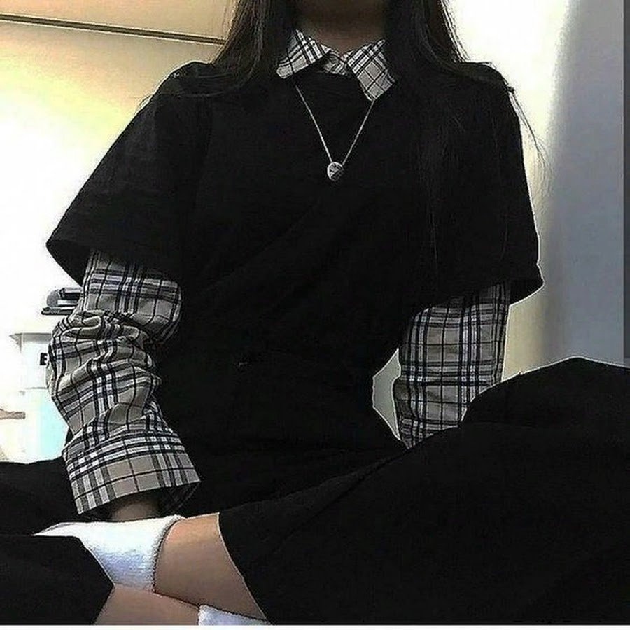 Эстетичная одежда для девушек в школу