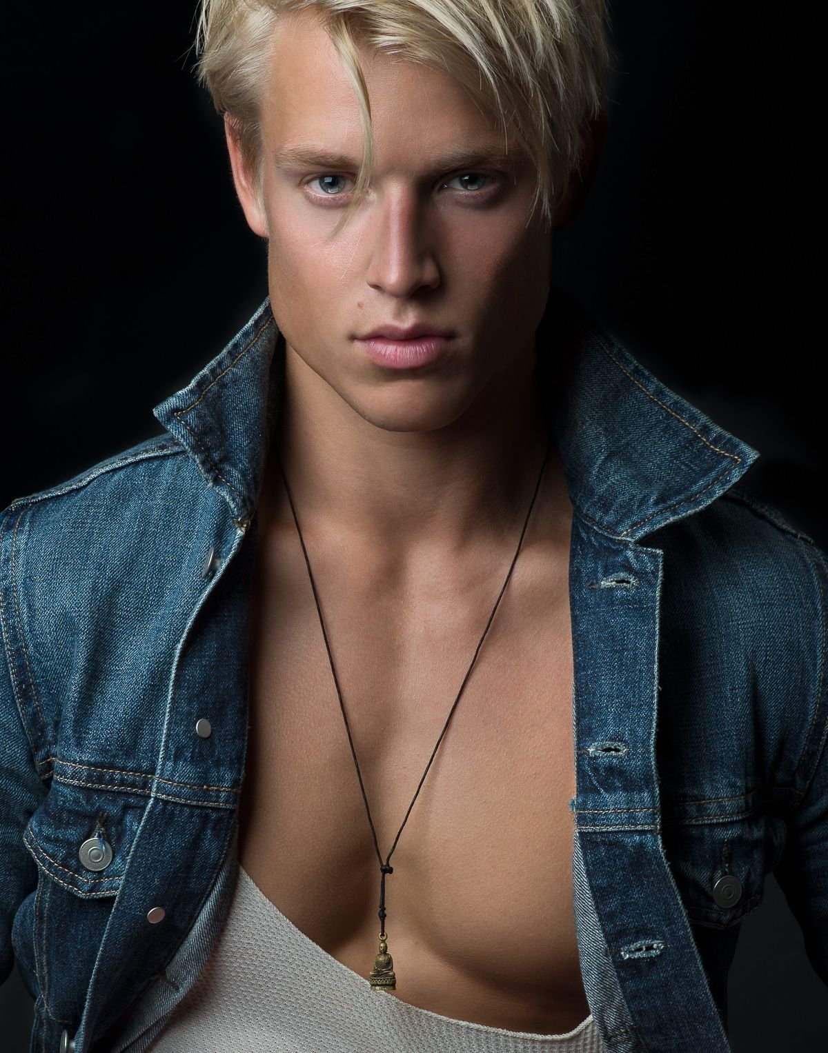 Thor Bulow модель