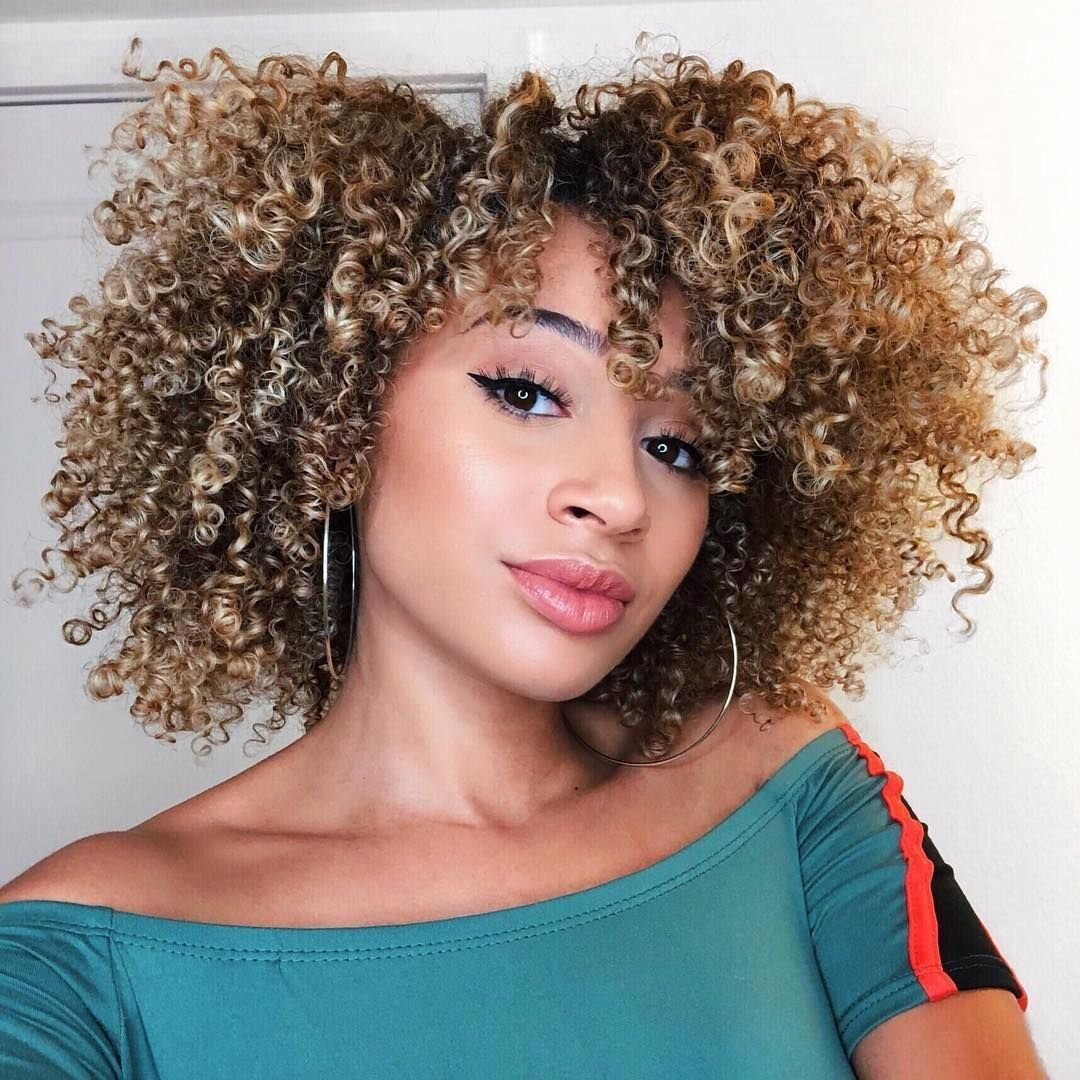 Мелани певица кудрявая