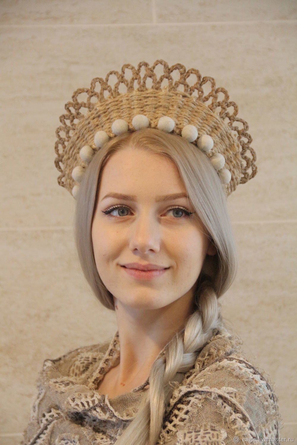 Прическа с кокошником