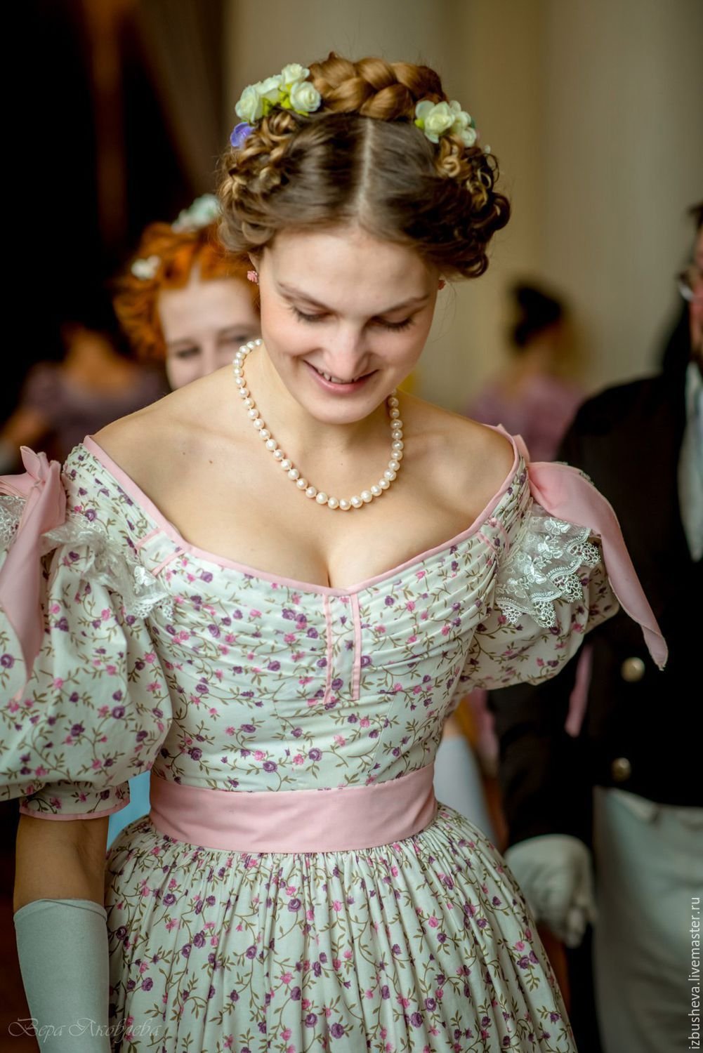 Бал Бидермайер прически