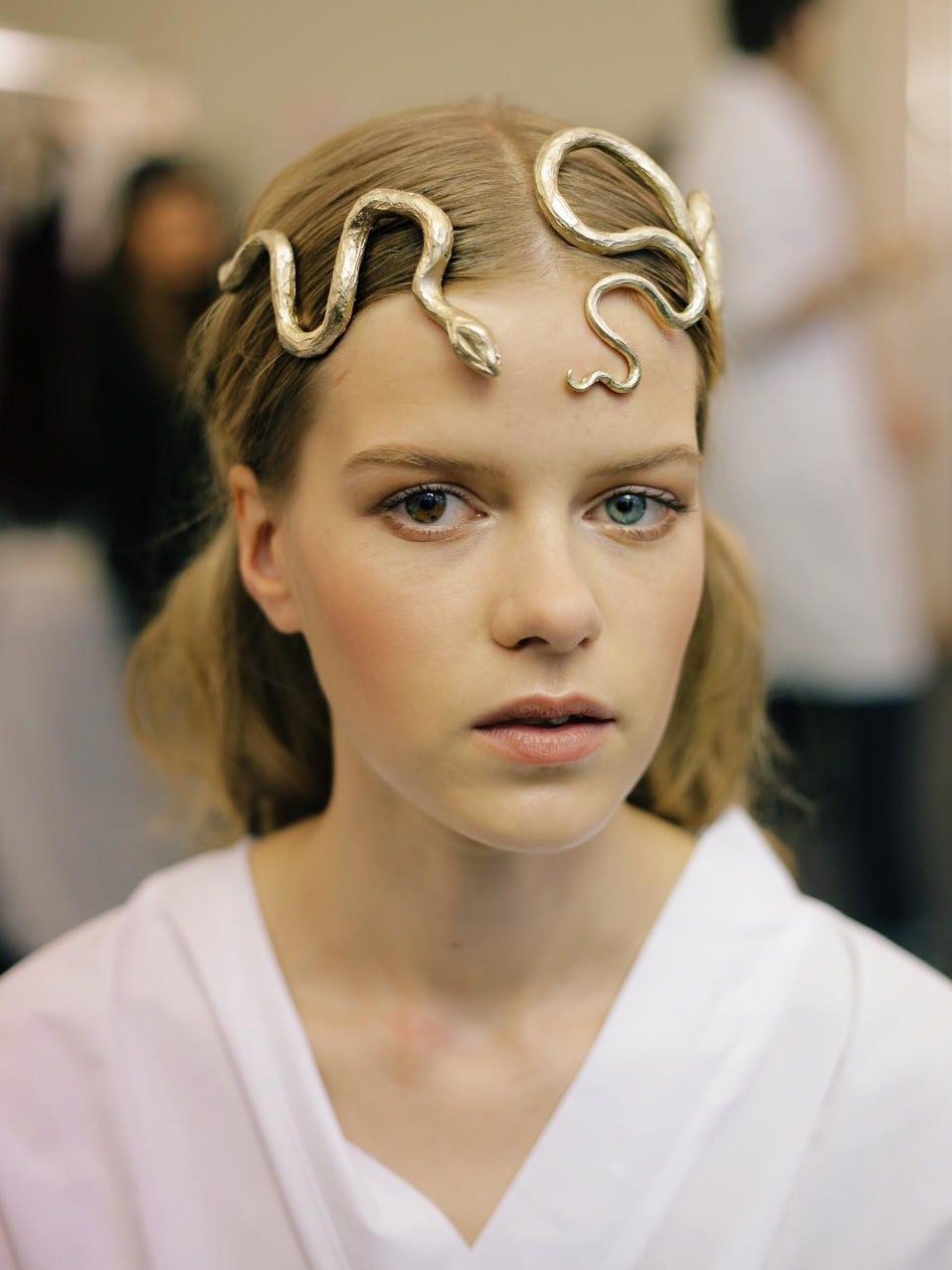 Змеиное украшение на голову