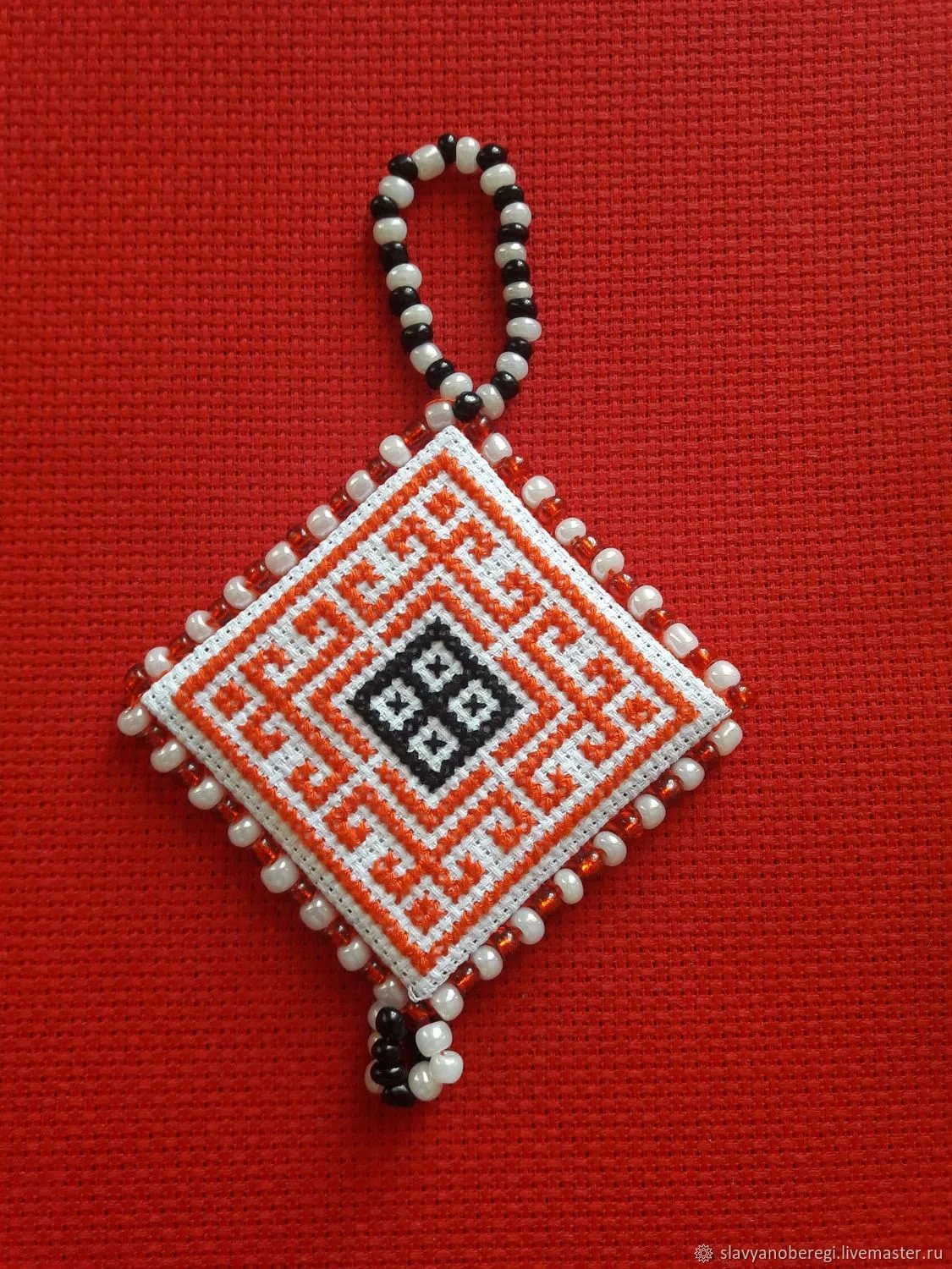 Славянский оберег Рожаница