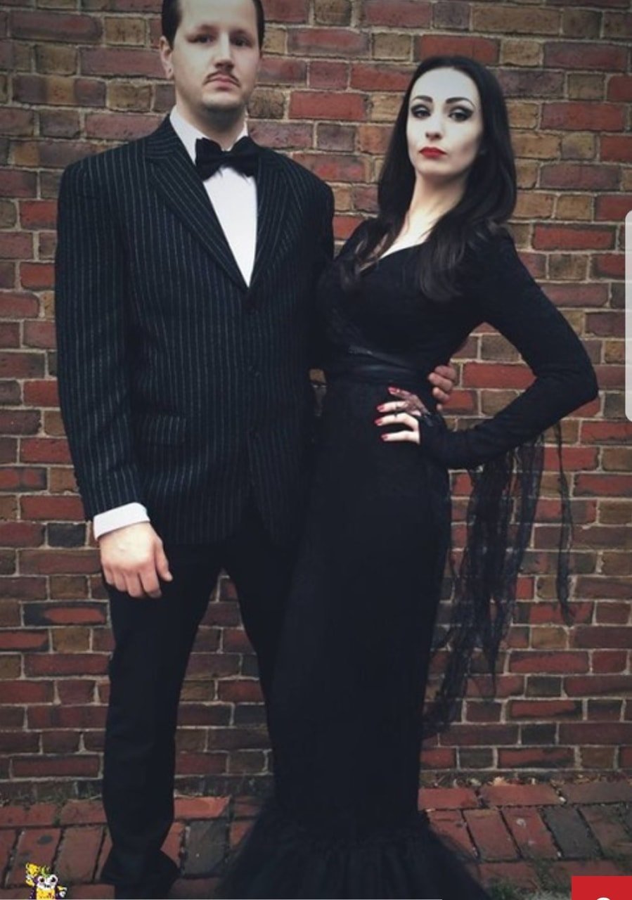 Семейка Аддамс костюмы на Хэллоуин