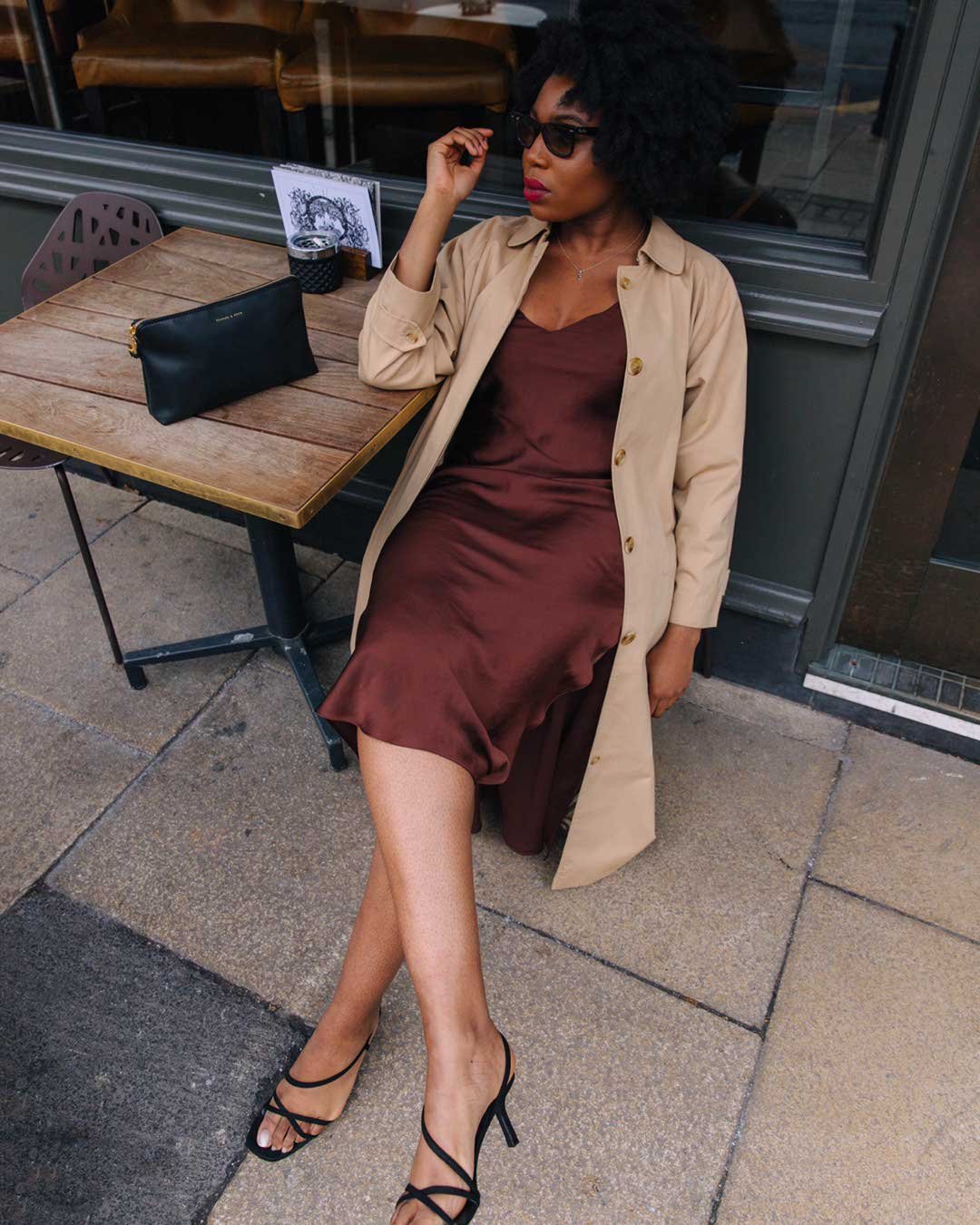 Платье в бельевом стиле с пиджаком