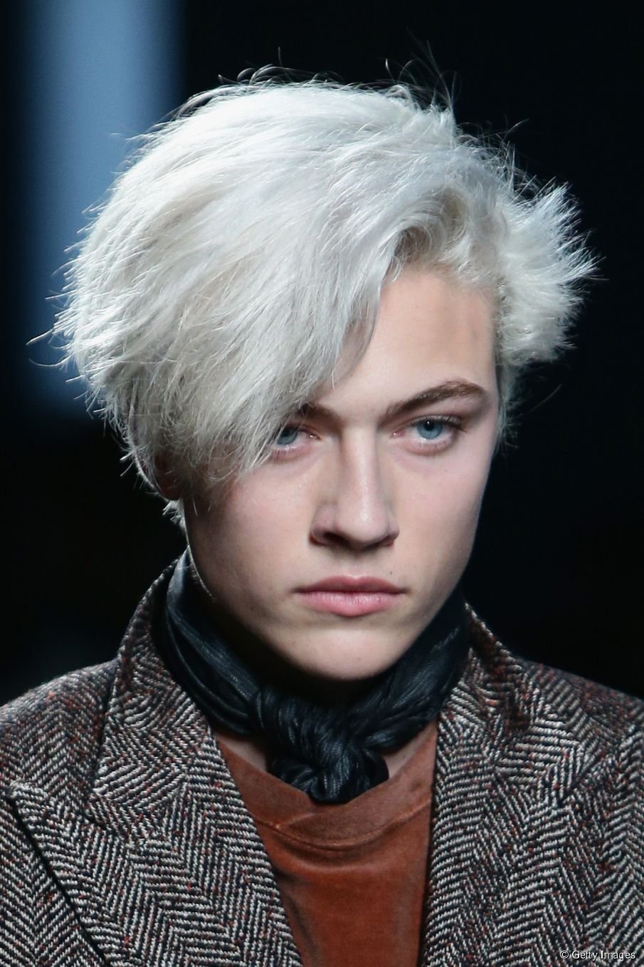 Фрай Гутьеррес платиновый блондин